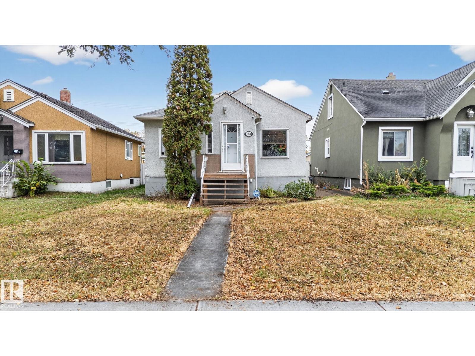 101 St Nw Unit 11621, Edmonton, AB T5G 2B3