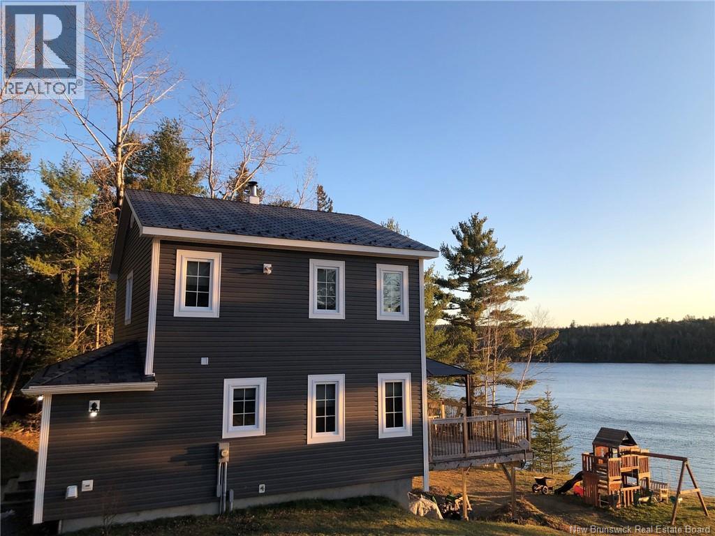14 Moran Ln, St. Stephen, NB E3L 3R4