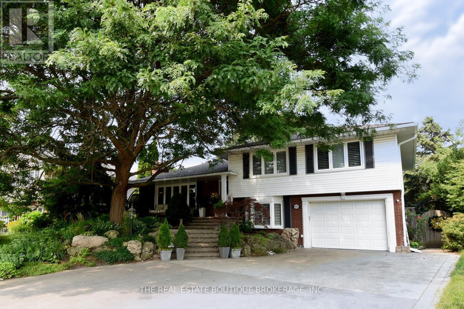 4131 Lorraine Cres, Burlington, ON L7L 1P7