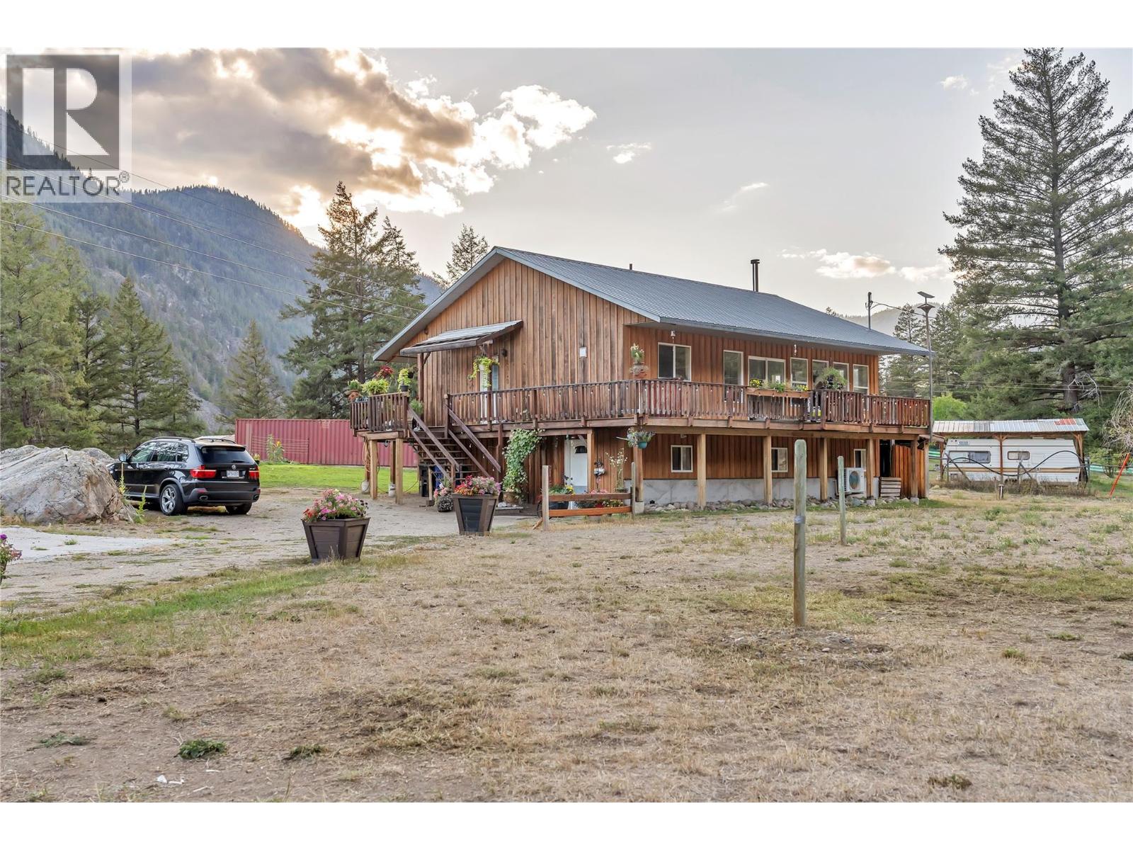 2613 Old Hedley Rd, Hedley, BC V0X 1K0