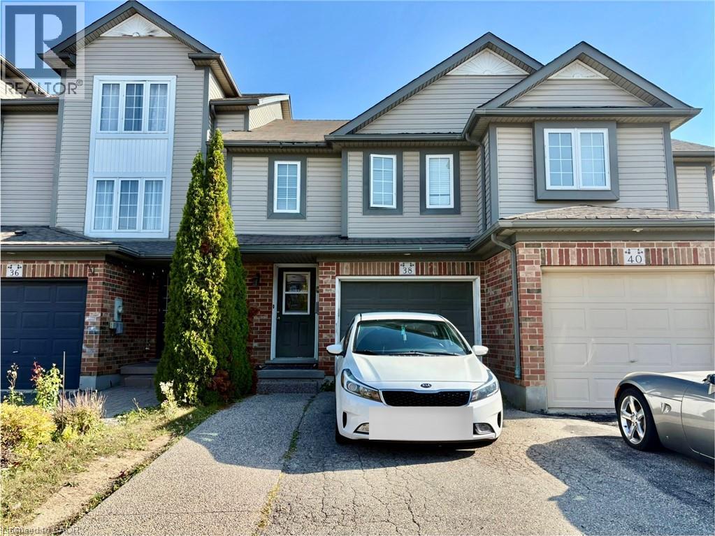 38 Max Becker Dr, Kitchener, ON N2E 3B8
