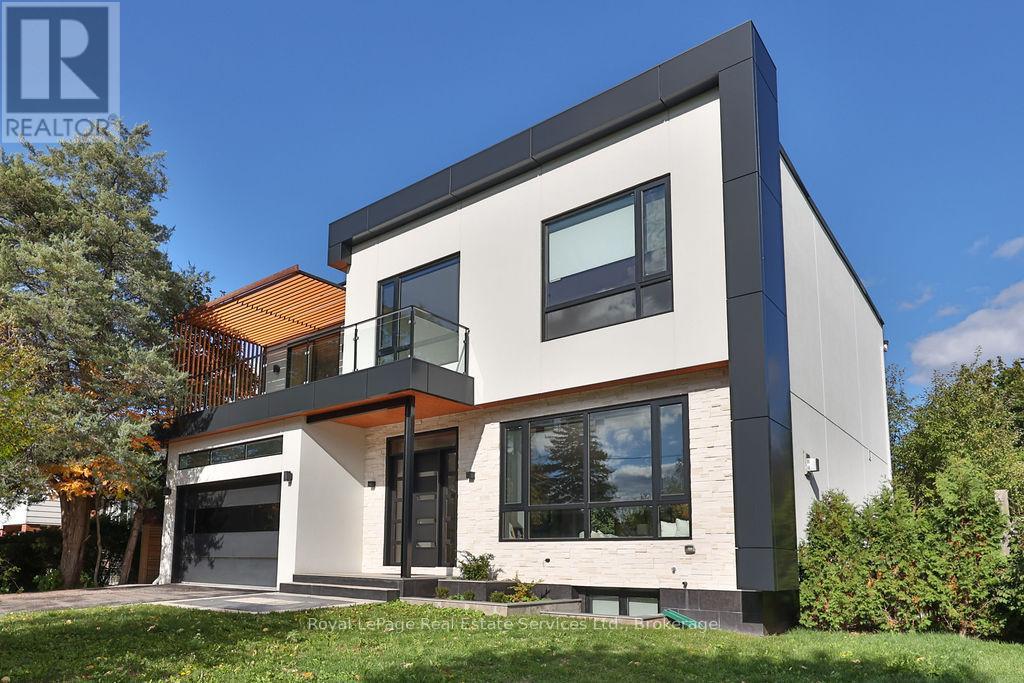 431 Sandlewood Rd, Oakville, ON L6L 3S3