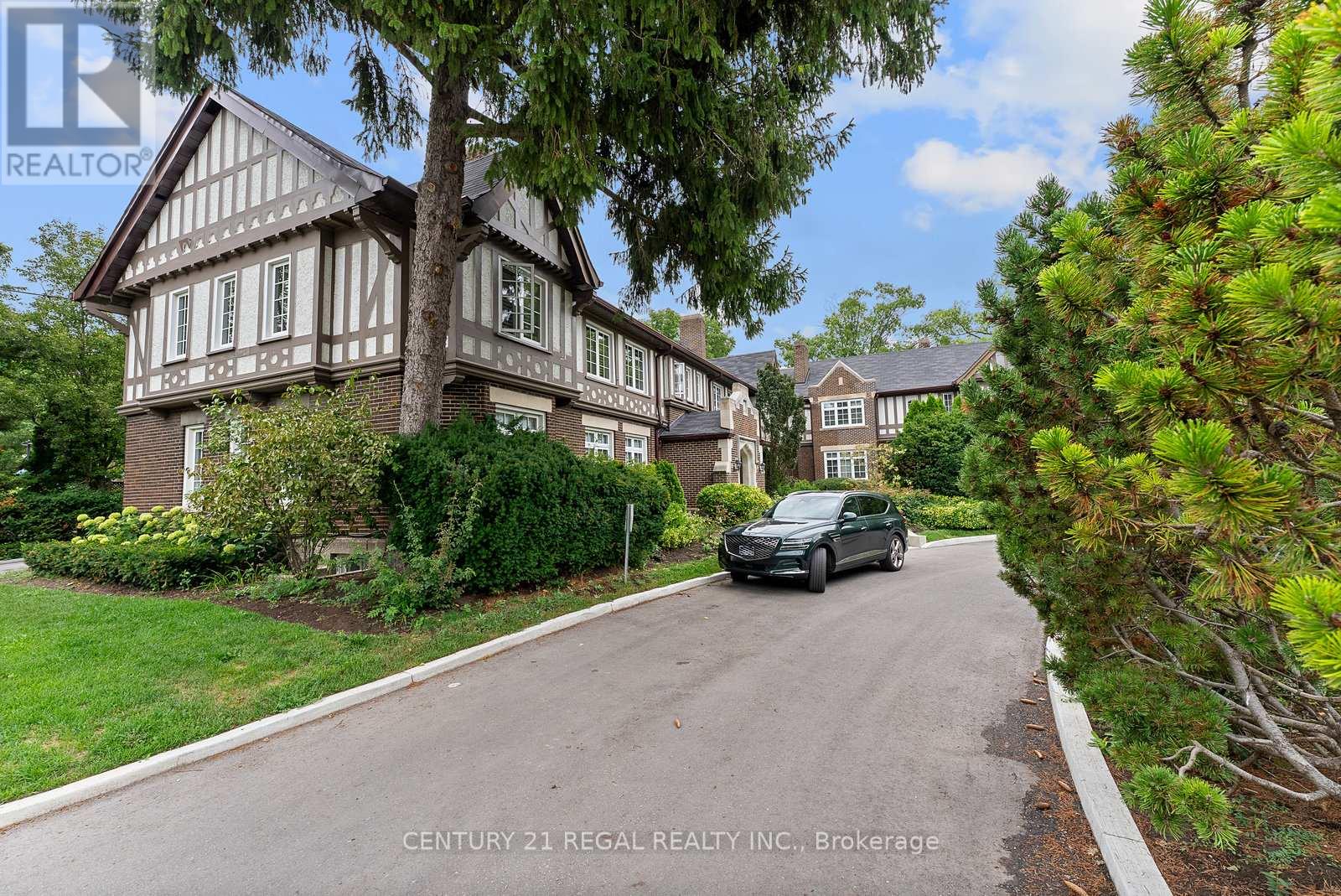 93 Douglas Cres, Toronto, ON M4W 2E6