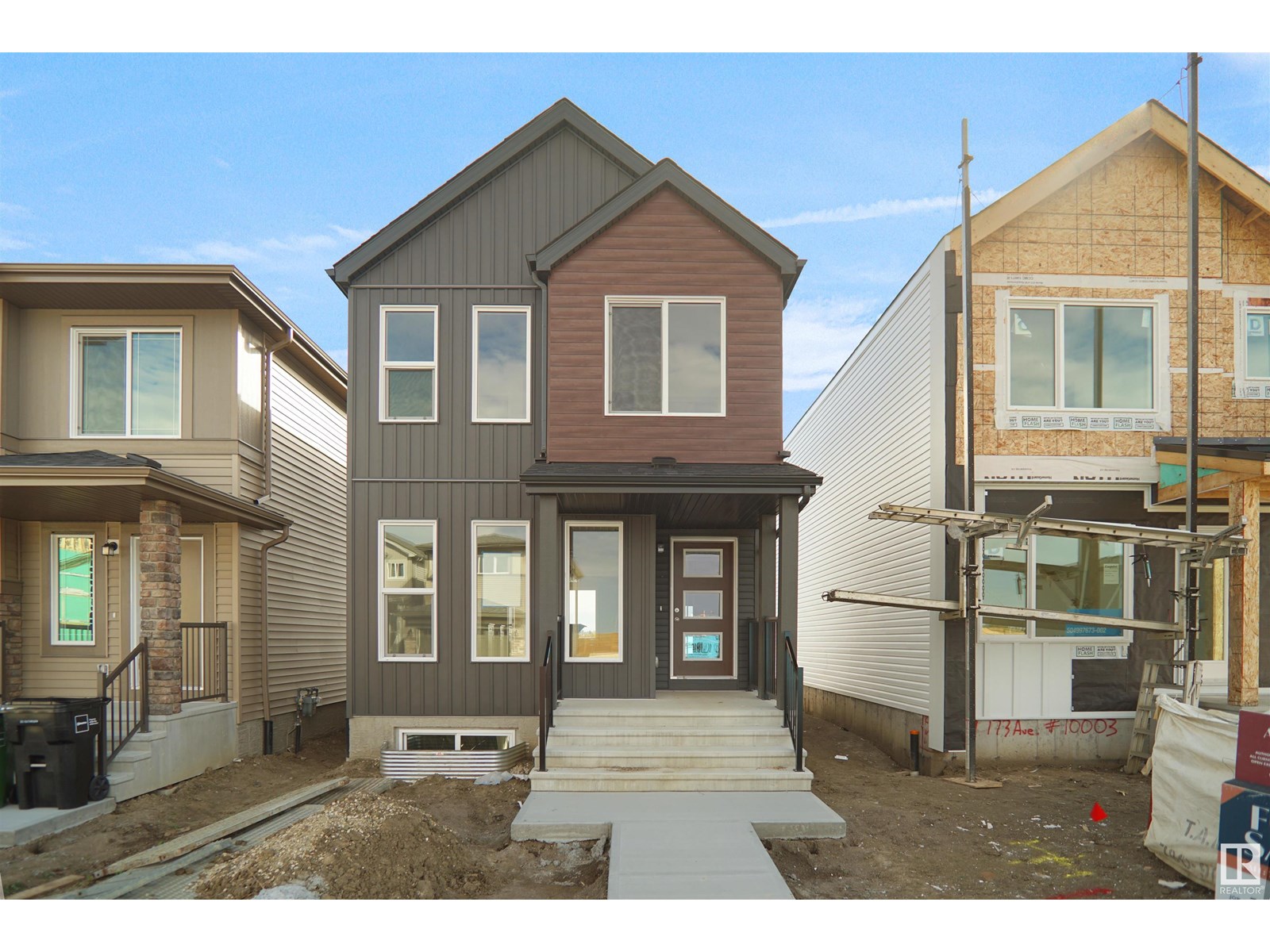 28 Av Nw Unit 18976, Edmonton, AB T5Y 4G2