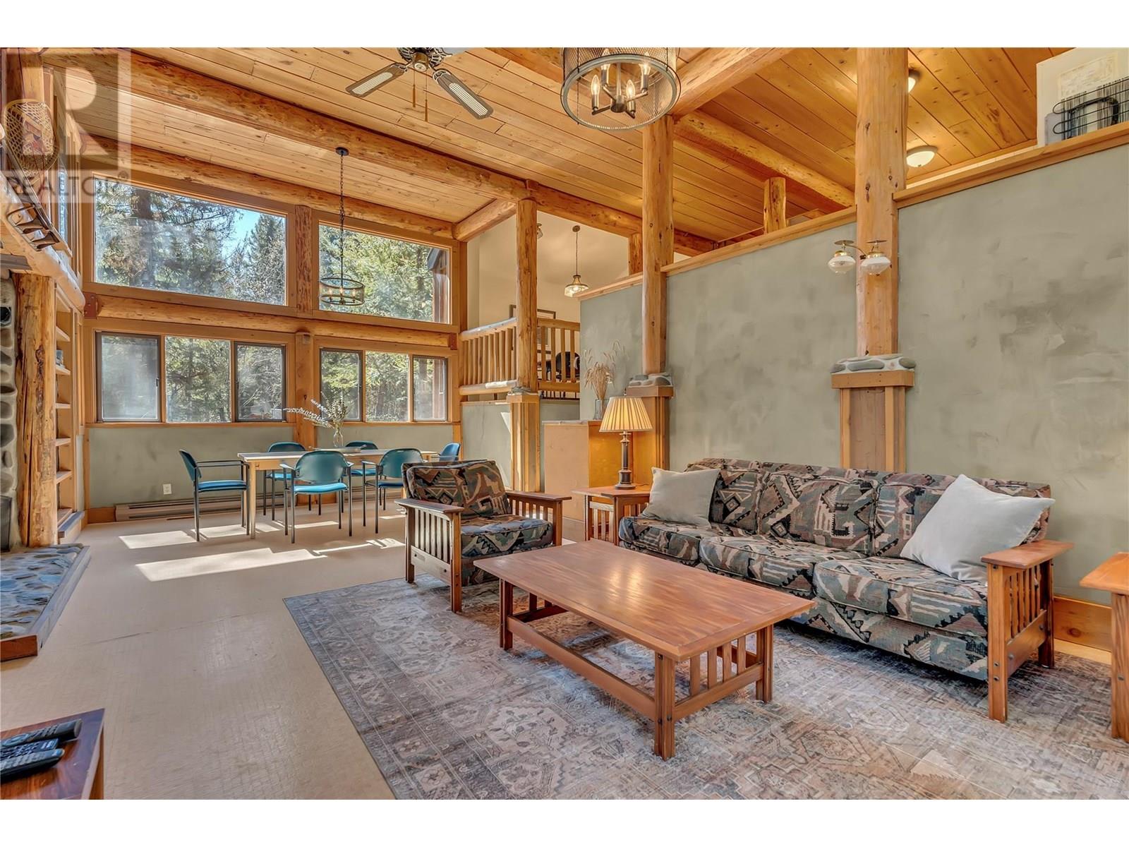 153 Thistle Rd, Princeton, BC V0X 1R0