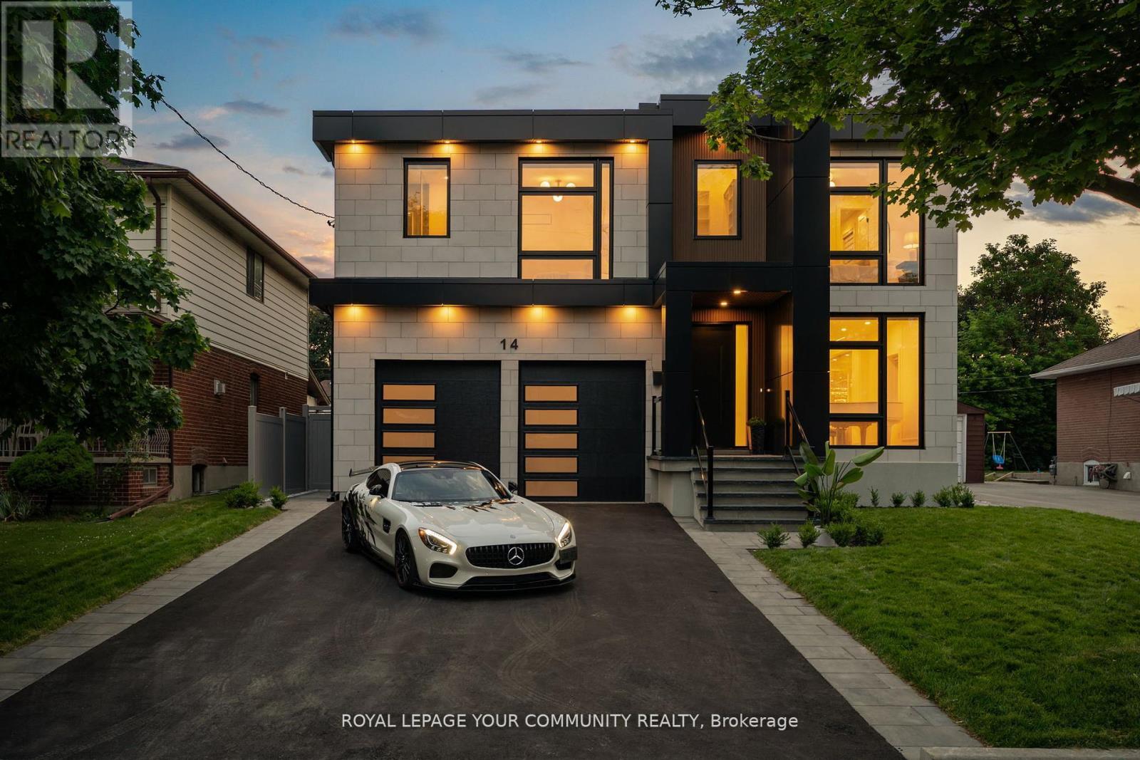 14 Ranwood Dr, Toronto, ON M9N 3E8