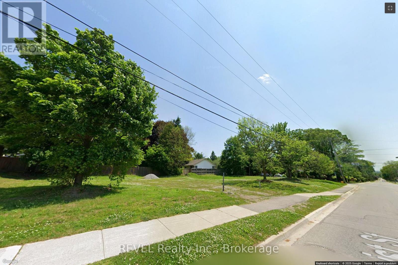 1307 Haist St, Pelham, ON L0S 1E2