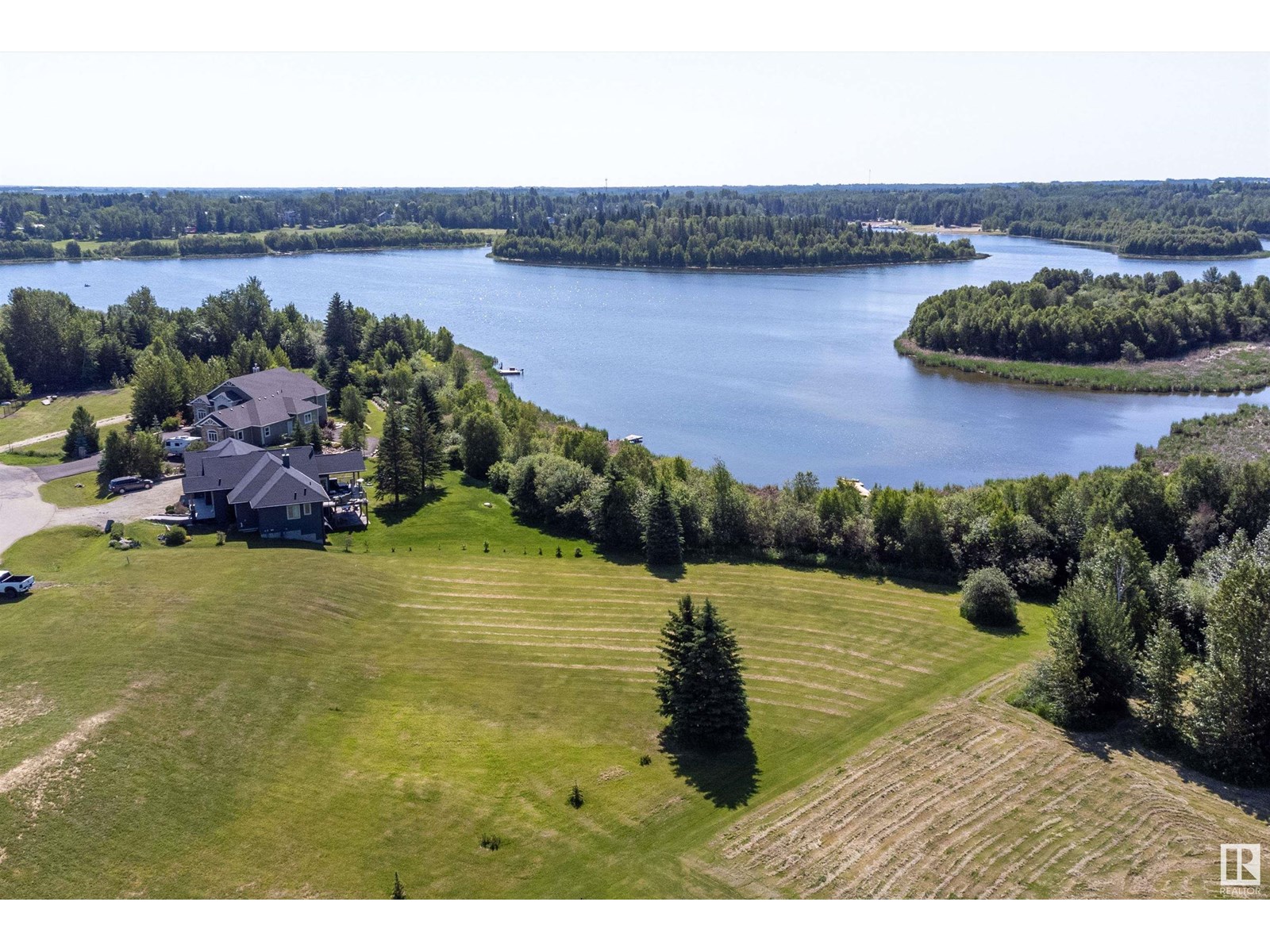 2036 Aspen Way, Spring Lake, AB T7Z 0G8