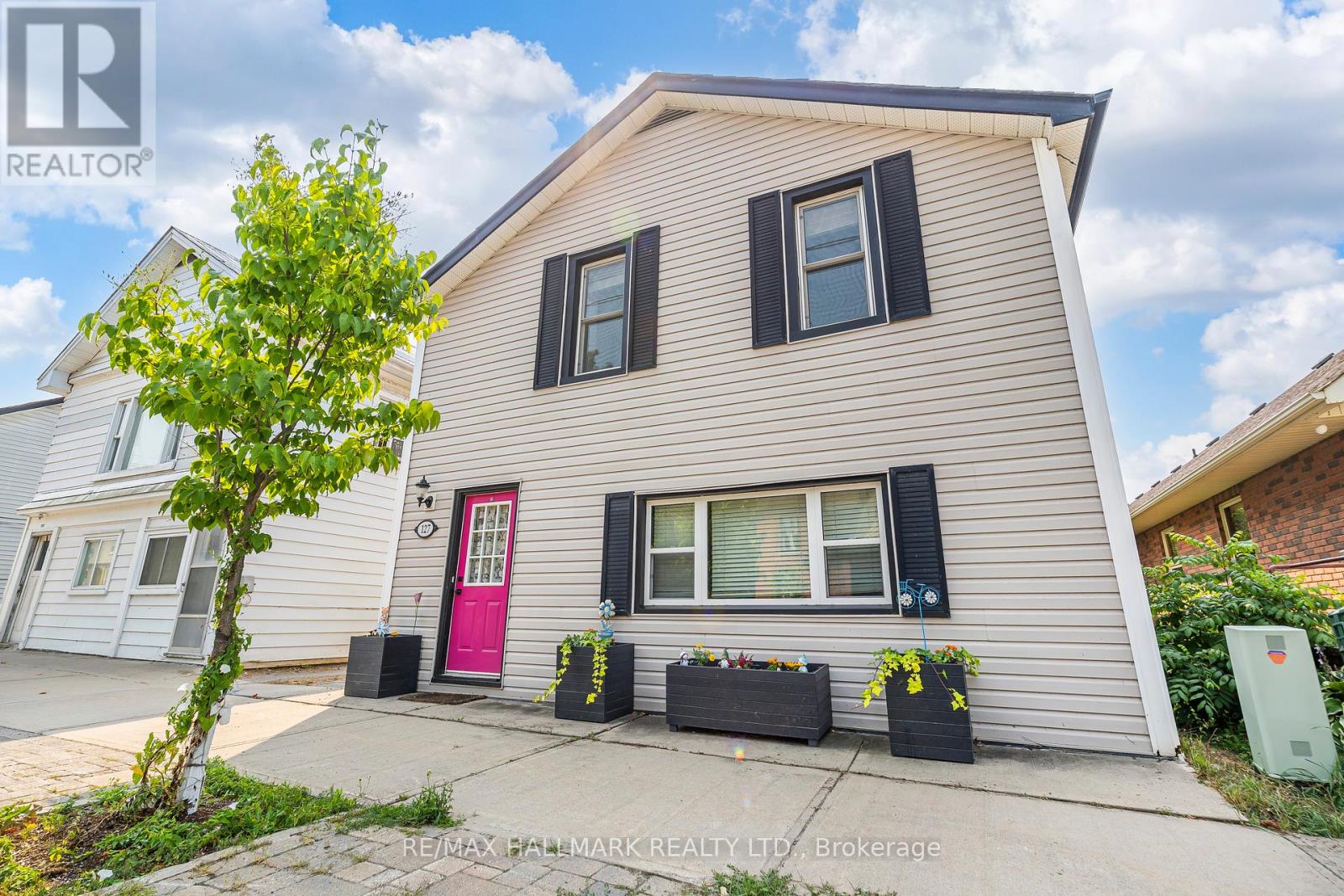 127 River St, Brock Sunderland, ON L0C 1H0