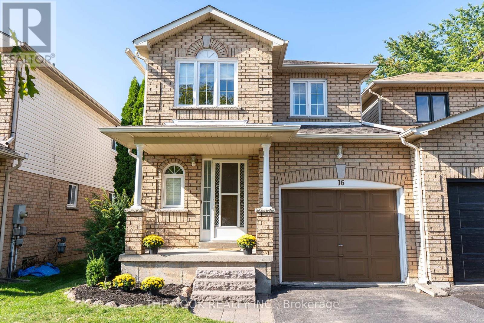 16 Somerscales Dr, Clarington, ON L1C 5B6