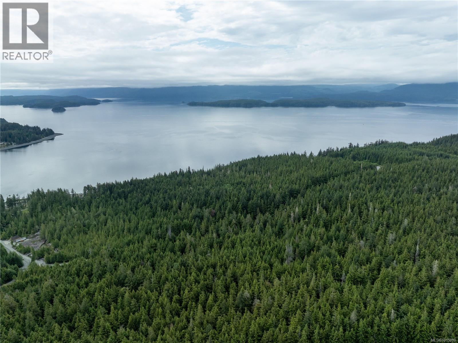 15 Mitchell Bay Access Rd, Mount Waddington A, BC V0N 3E0