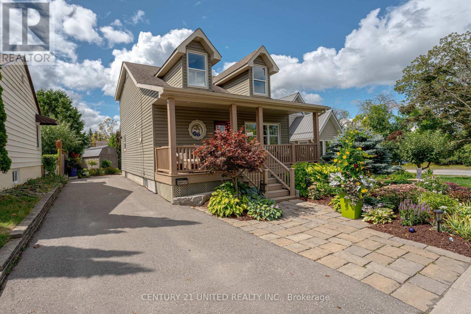 1 Wallace St Ward 4 St, Peterborough, ON K9H 1A8