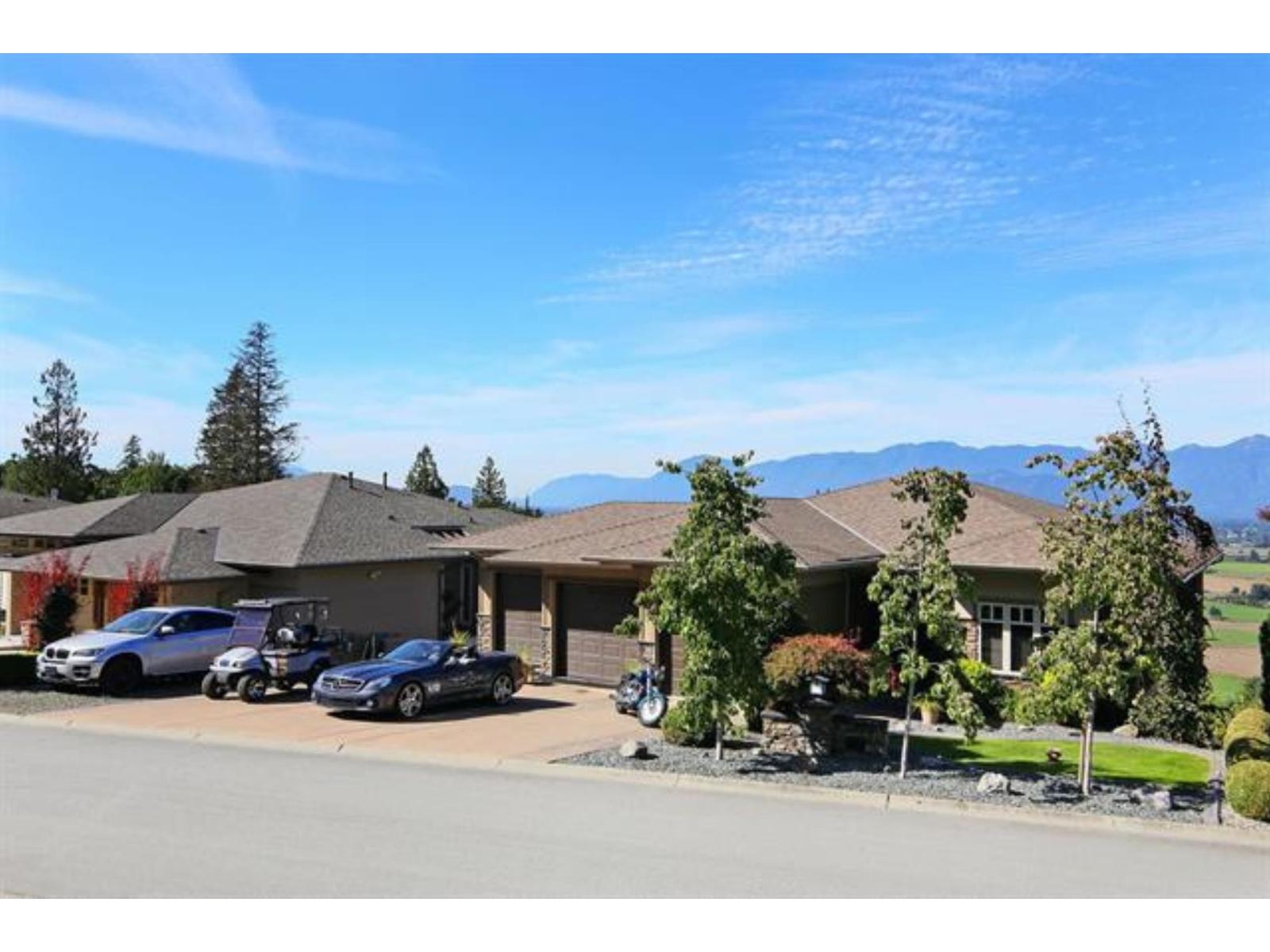 51075 Falls Courteastern Hillsides Unit 177, Chilliwack, BC V4Z 1K7