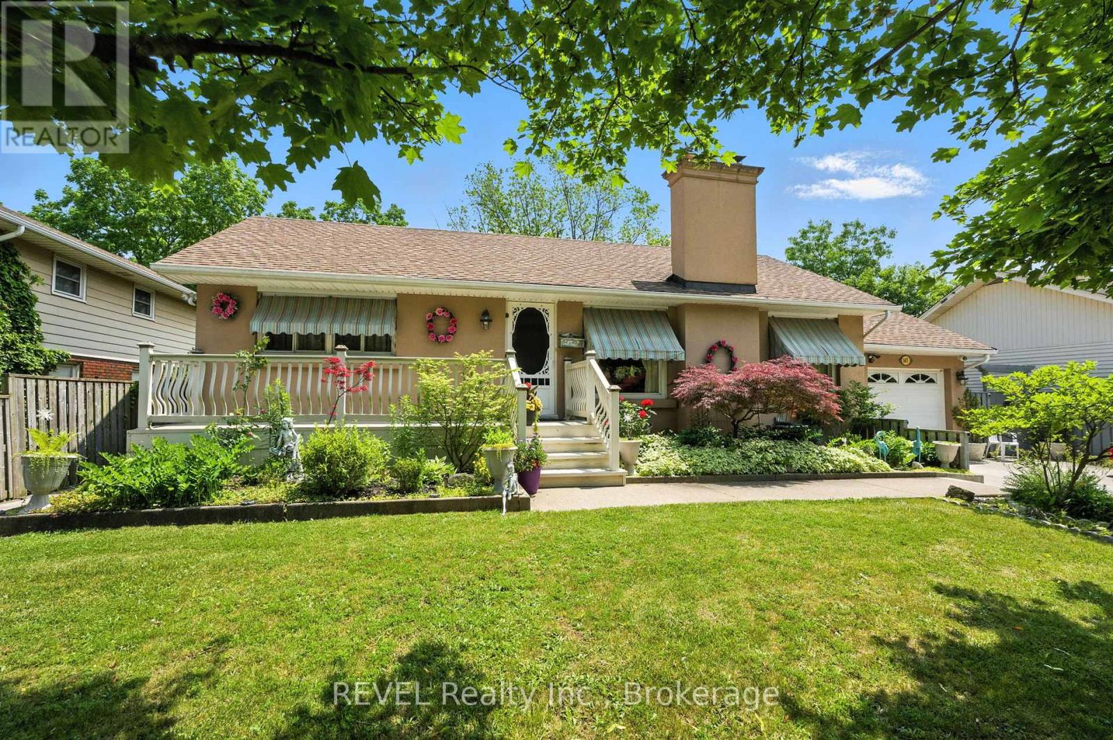 147 Village Rd, St. Catharines, ON L2T 3C4