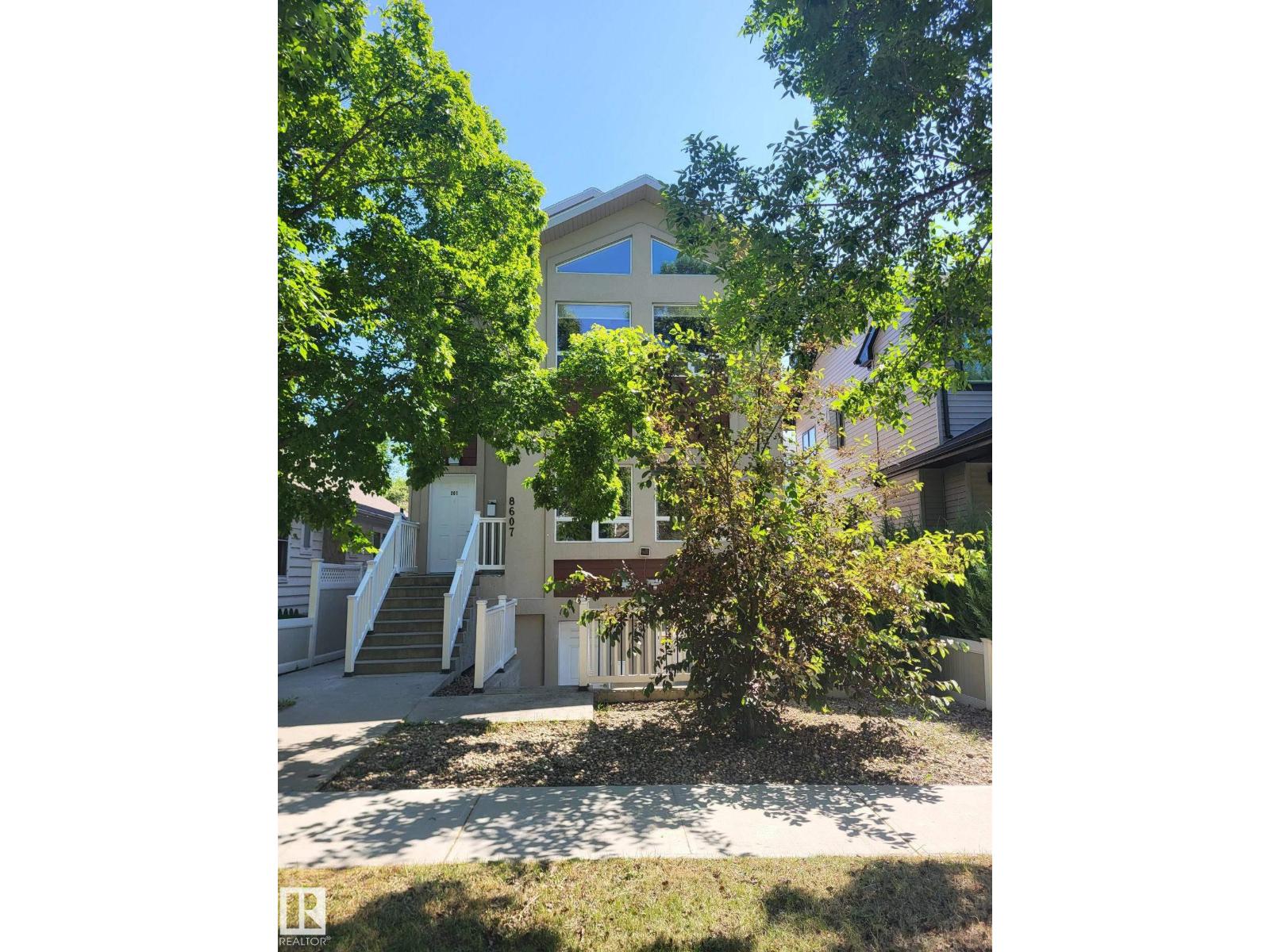 108 St Nw Unit 8607 #a, Edmonton, AB T6E 4M9