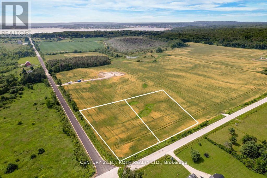 1499 Tay Point Rd, Penetanguishene, ON L9M 2C8