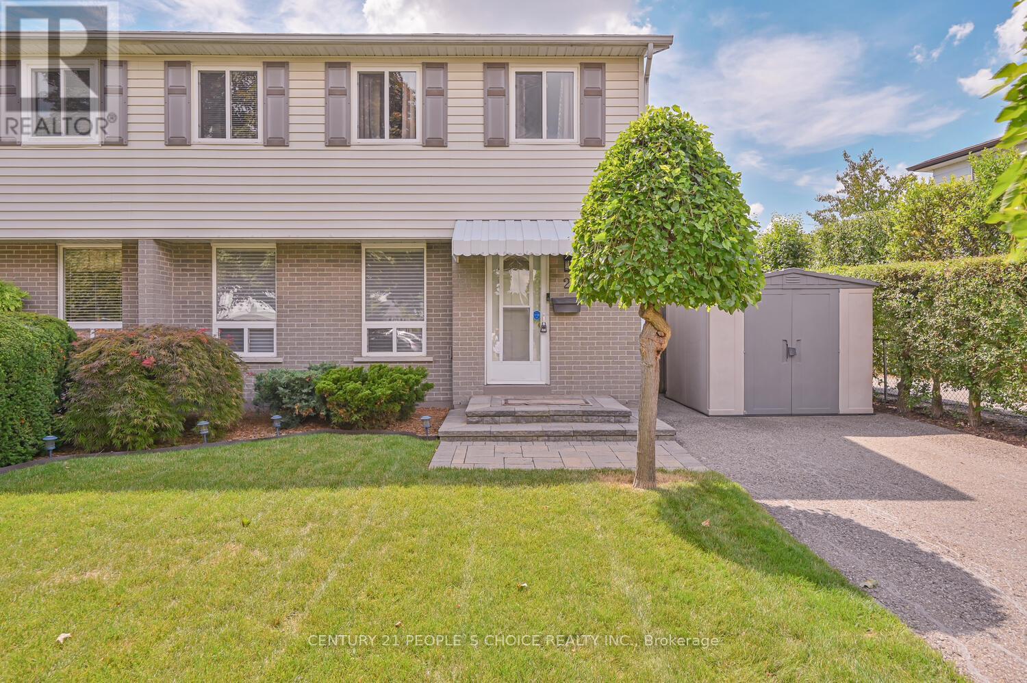 2 Fontaine Ct, Brampton, ON L6T 3J2