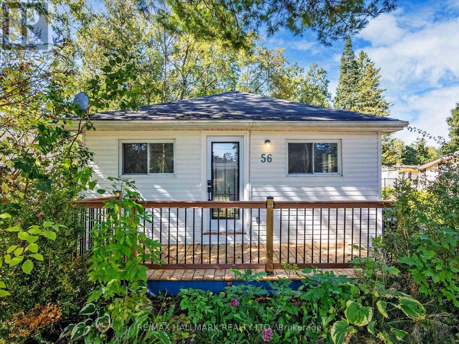 56 68th Street North, Wasaga Beach, ON L9Z 1T8