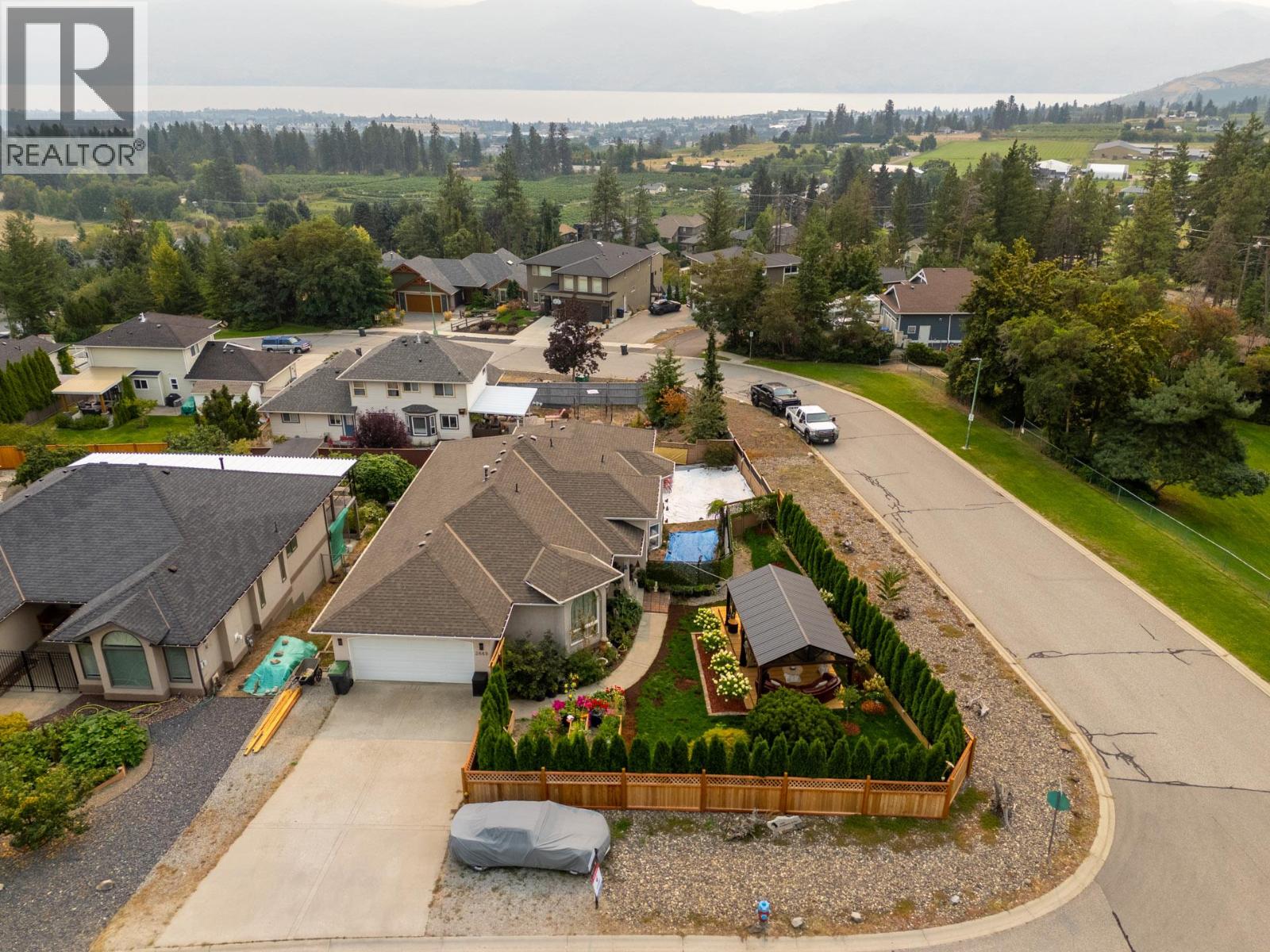 2669 Wild Horse Dr, West Kelowna, BC V4T 2K8