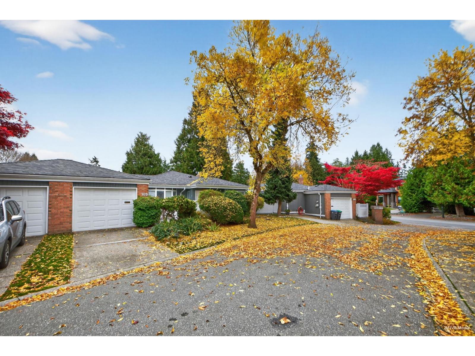 14271 18a Avenue Unit 103, Surrey, BC V4A 7N8