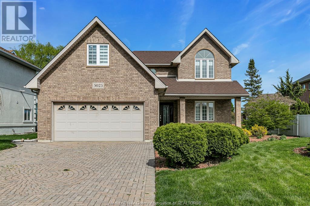 5023 Southwood Lks, Windsor, ON N9G 2Y1