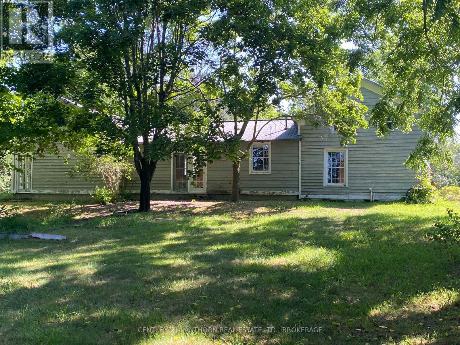 6419 County Road 2 Rd, Loyalist, ON K0H 2H0