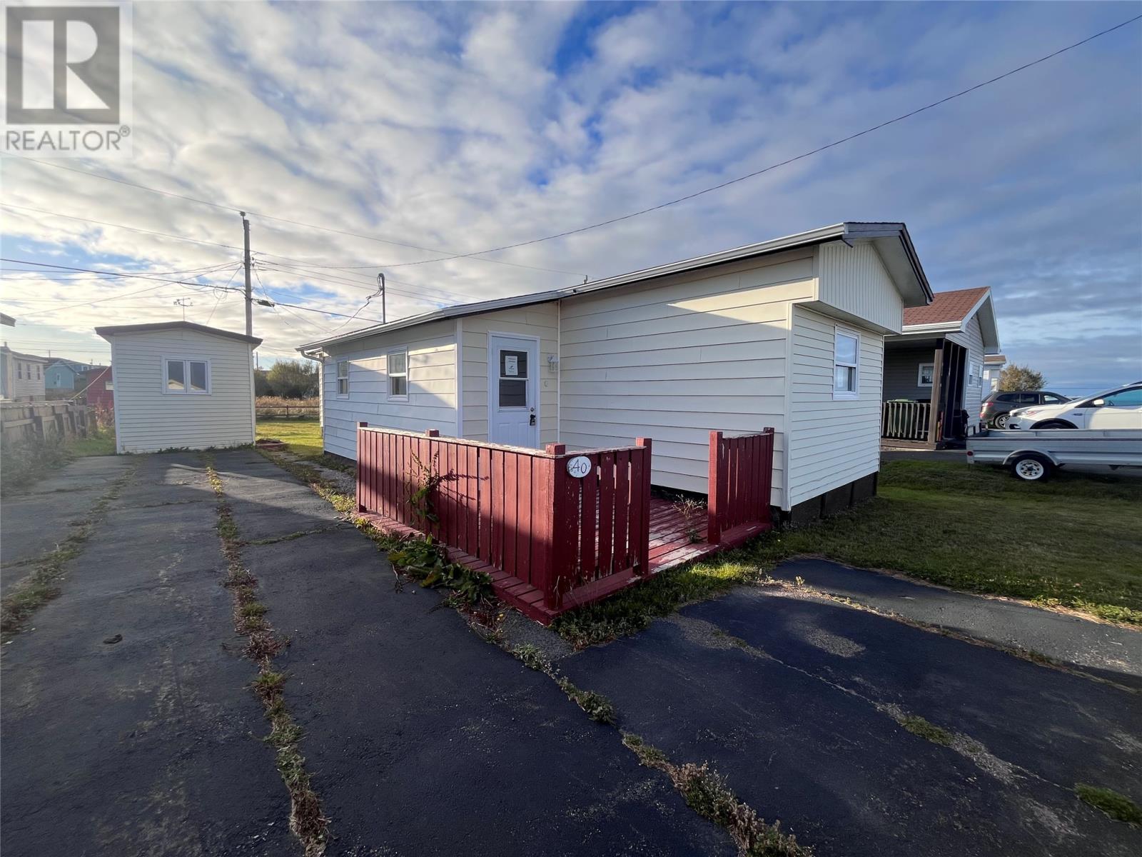 40 Misty Wave Cres, Grand Bank, NL A0E 1W0