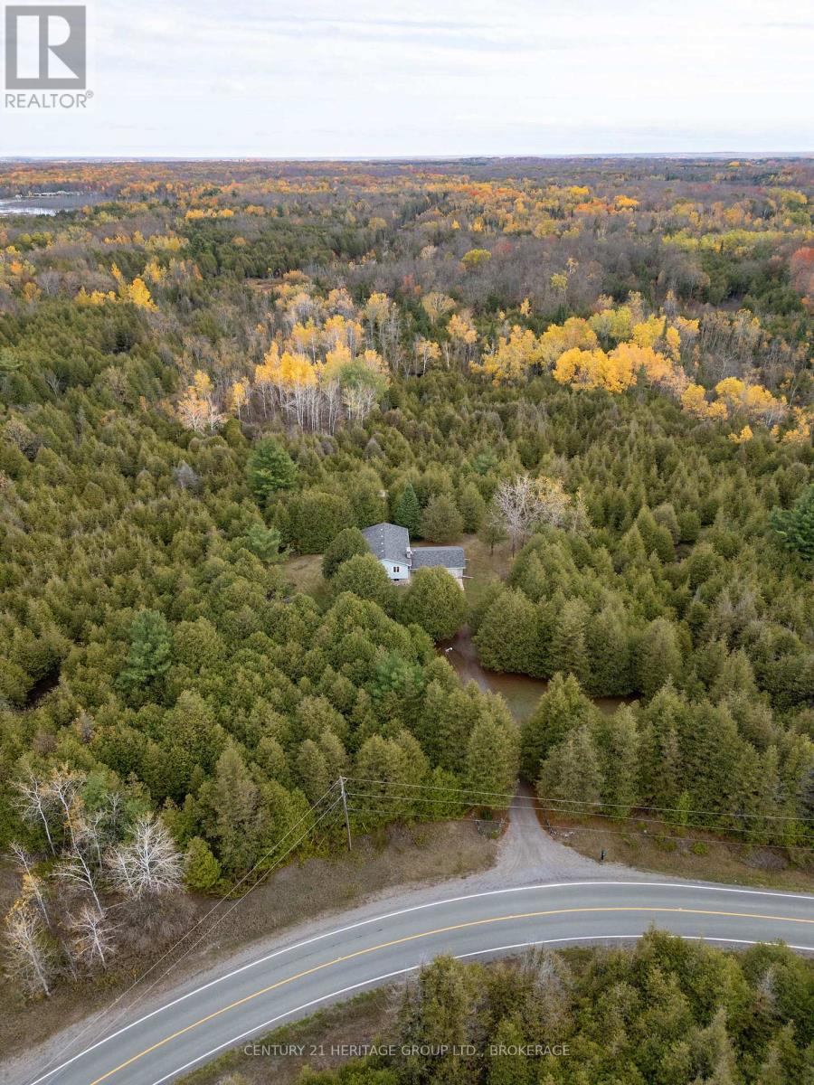 1467 Slab St, Centre Hastings, ON K0K 3E0