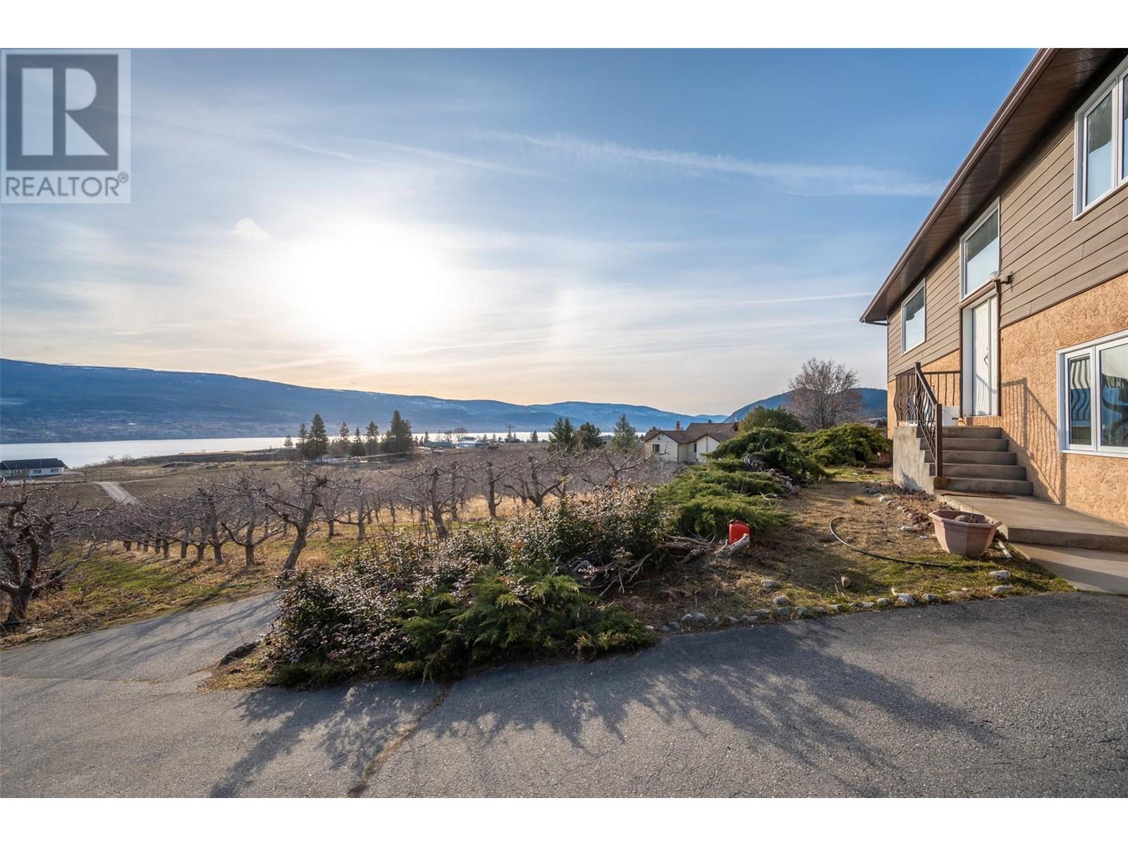 9800 Giants Head Rd, Summerland, BC V0H 1Z7