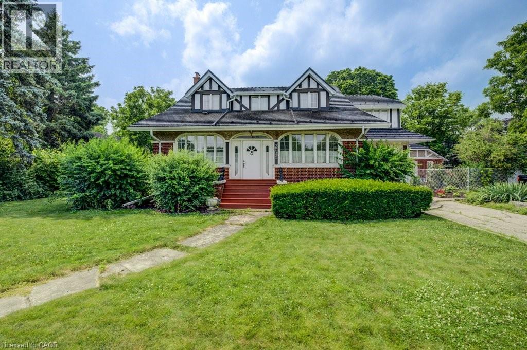 2032 Coronation Ave, Cambridge, ON N3H 3S5