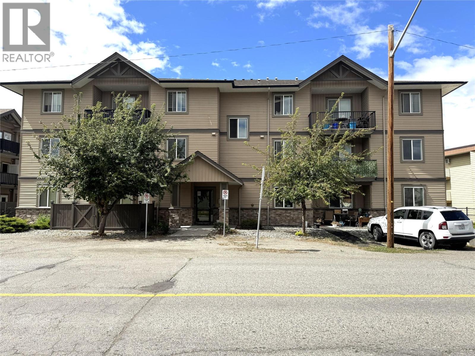1701 Menzies Street Unit 302, Merritt, BC V1K 1B8