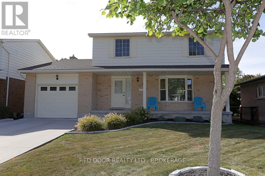 41 Luton Cres, St. Thomas, ON N5R 5J9