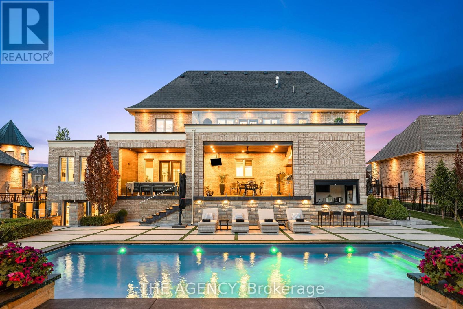 18 Westbrooke Blvd, King, ON L0G 1N0