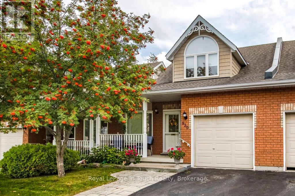 839 Sarah Blvd, Midland, ON L4R 5M1
