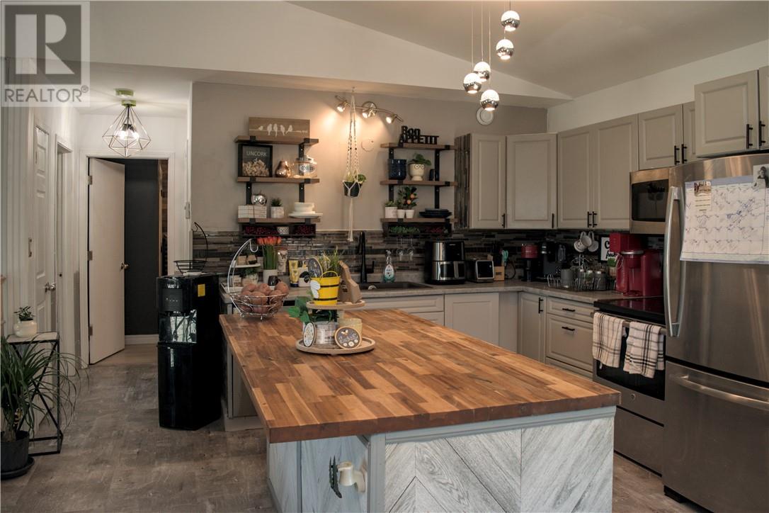 56 Caruso St, Sudbury, ON P0M 1M0