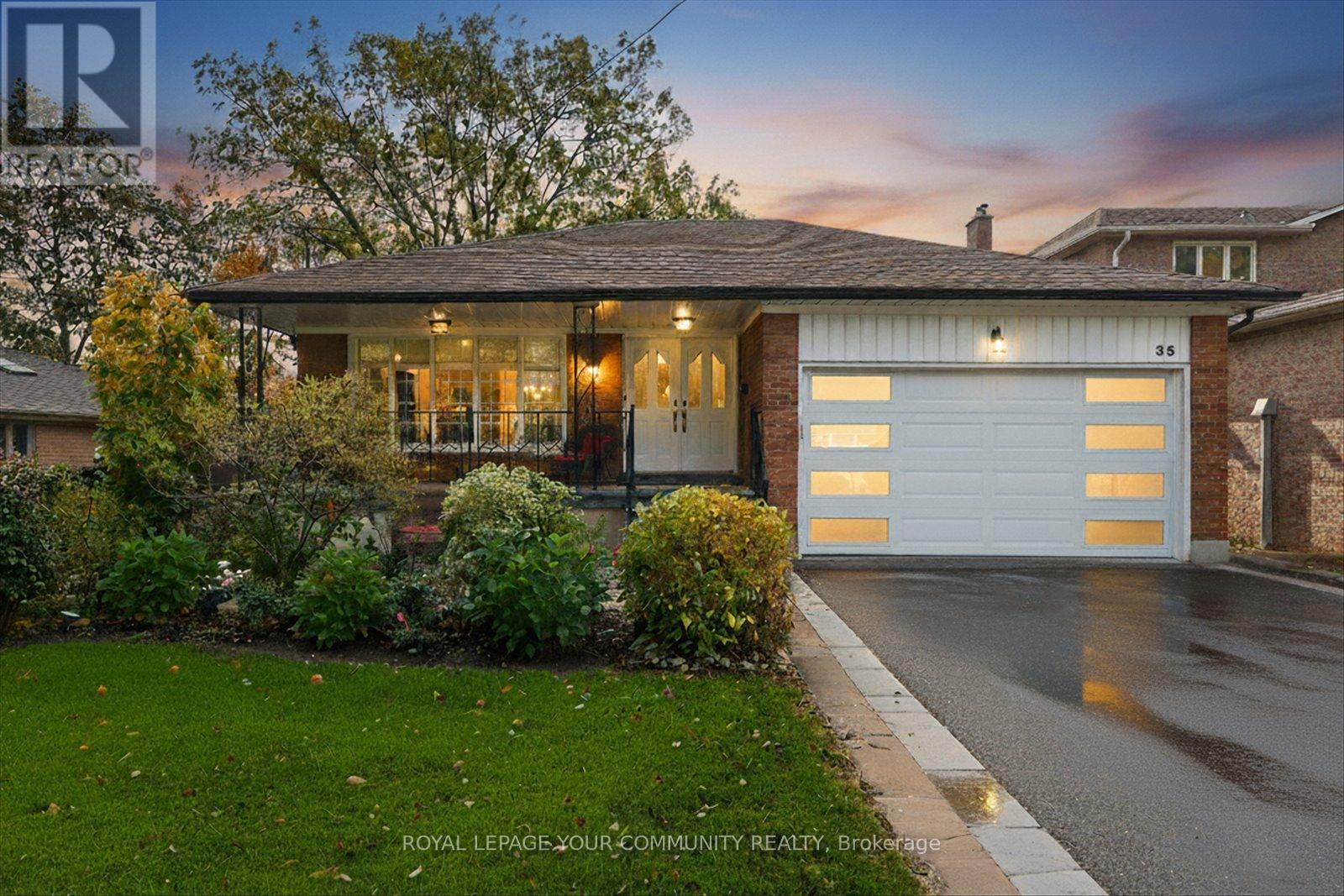 35 Sunvale Dr, Toronto, ON M9R 1Z4
