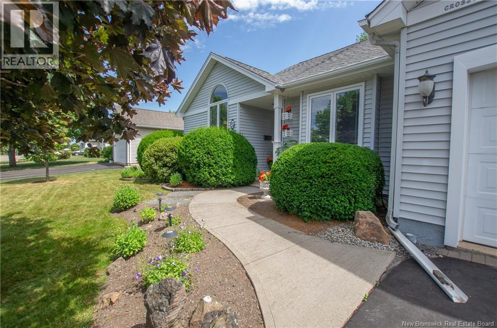 55 Mcdowell Ave, Riverview, NB E1B 4M6