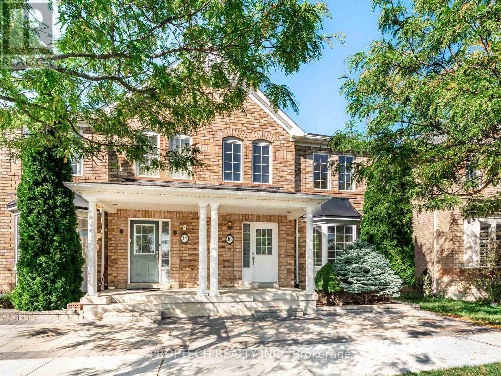 16 Colchester St, Markham, ON L6B 1K4