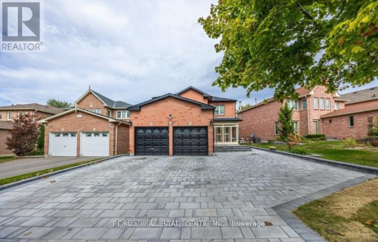 16 Willcocks Cres, Ajax, ON L1T 3L9