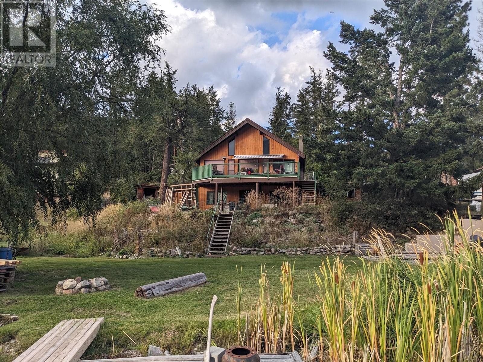 2376 Ojibway Rd, Kamloops, BC V2H 1T7