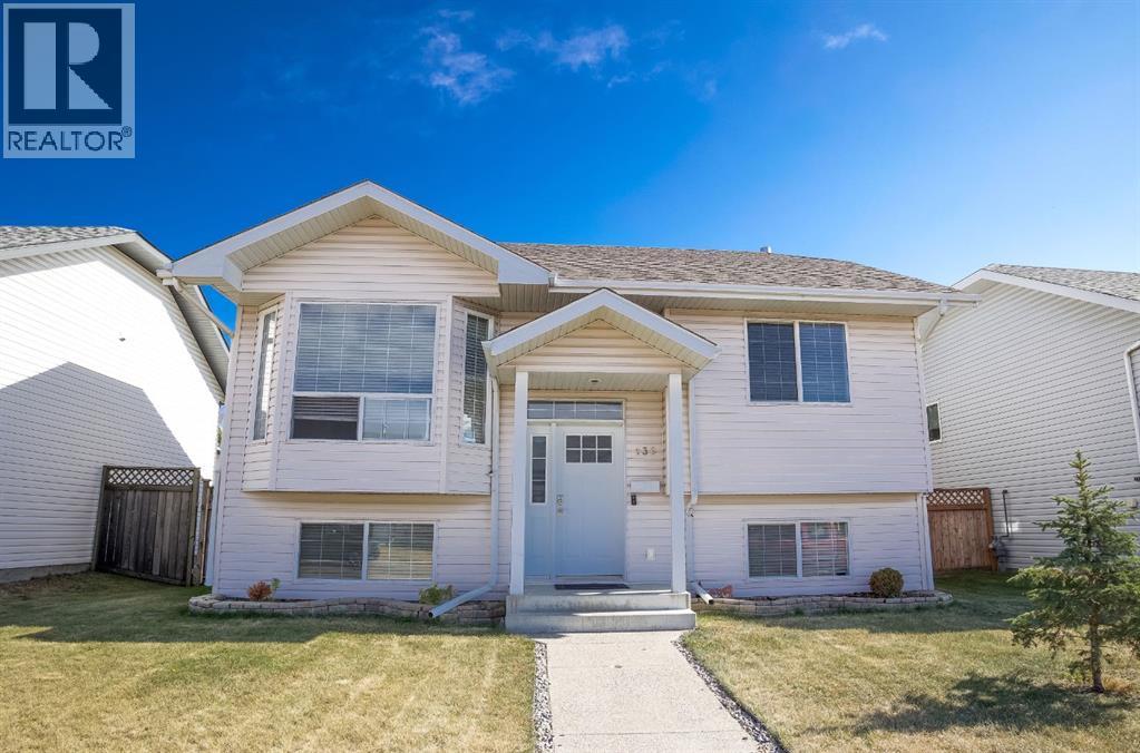 136 Briarwood Cres, Blackfalds, AB T0M 0J0