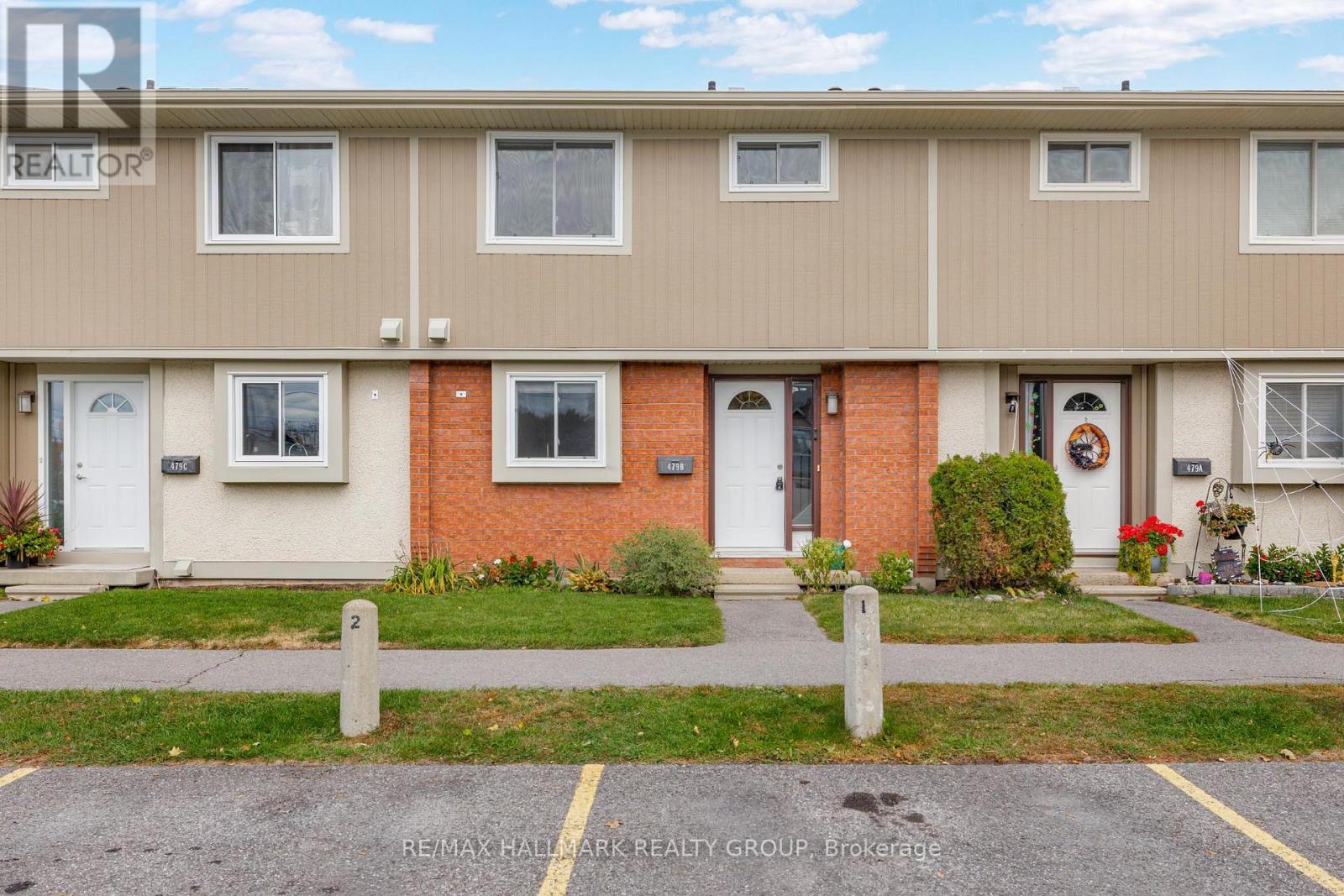 479 Moodie Drive #b, Ottawa, ON K2H 8T7