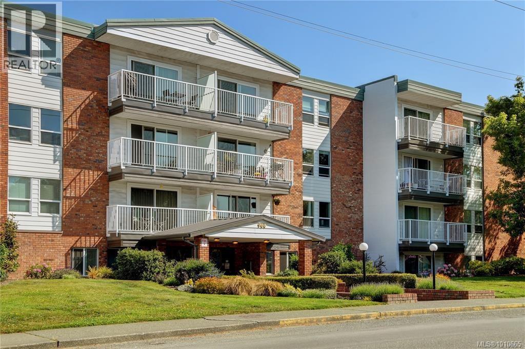 900 Tolmie Ave Unit 111 Ave, Victoria, BC V8X 3W6