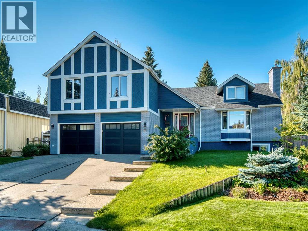 119 Pump Hill Bay SW, Calgary, AB T2V 4L6