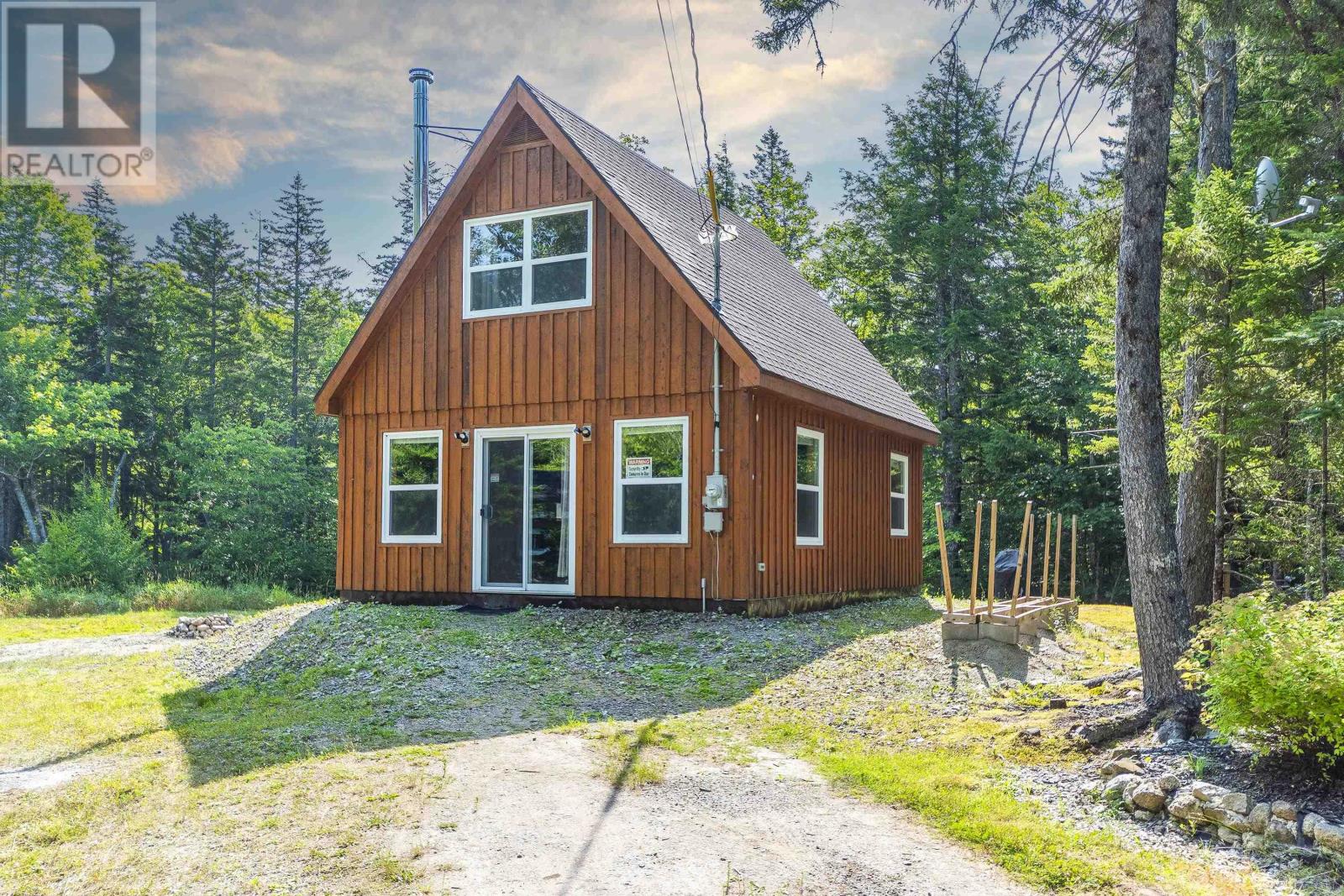 101 Forest Heights Rd, Windsor, NS B0N 2T0
