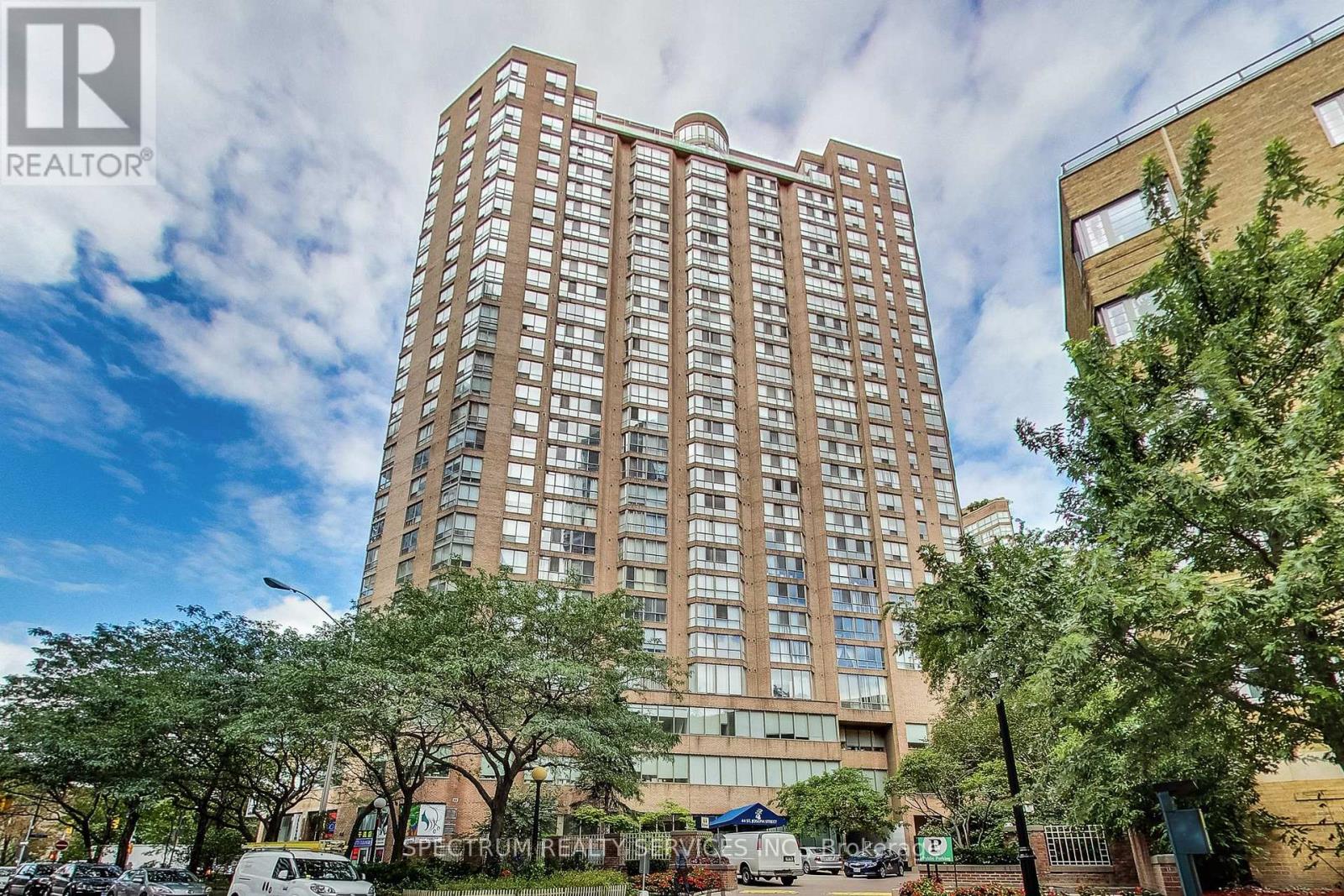 1605 44 St Joseph St, Toronto, ON M4Y 2W4