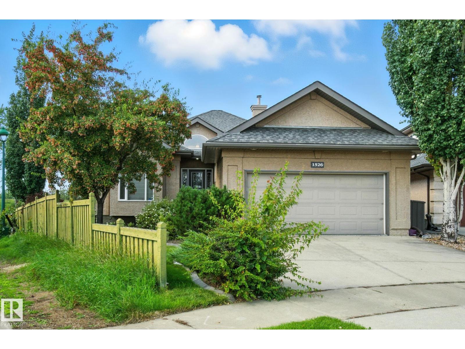 1526 Haswell Cl NW, Edmonton, AB T6R 3J4