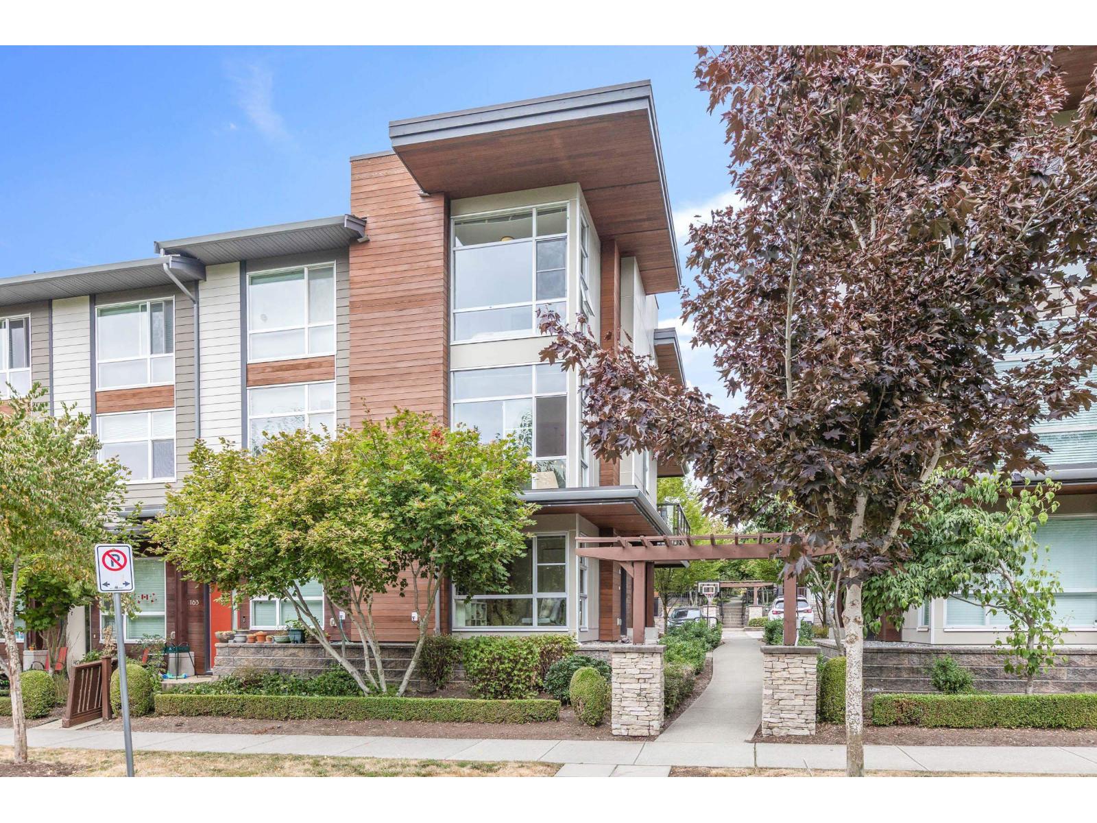 2228 162 Street Unit 164, Surrey, BC V3Z 6P4