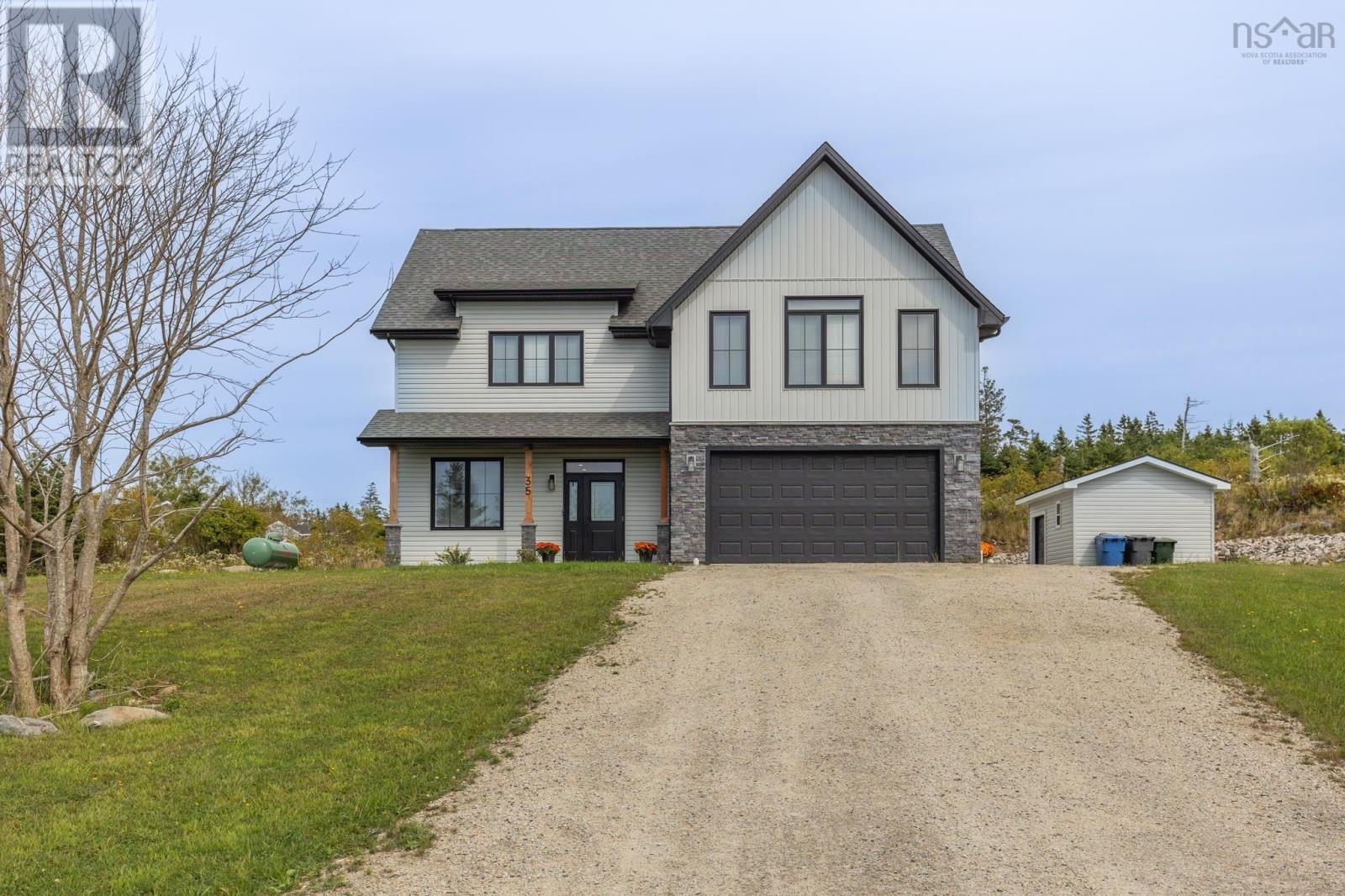 35 Seeland Ave, Brooklyn, NS B5A 0E2