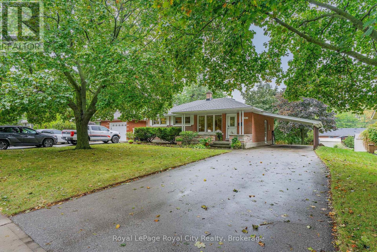 1452 Mary Ave, Cambridge, ON N3H 4P1